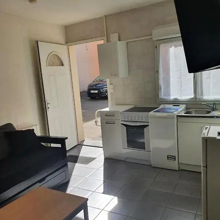 Studio Saint Priest Centre 생프리에스트